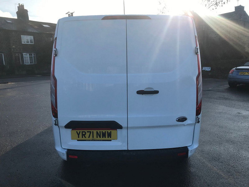 Ford Transit Custom 2.0 300 EcoBlue Trend Panel Van 5dr Diesel Manual L2 H1 Euro 6 (s/s) (105 ps) 5dr Manual 2026