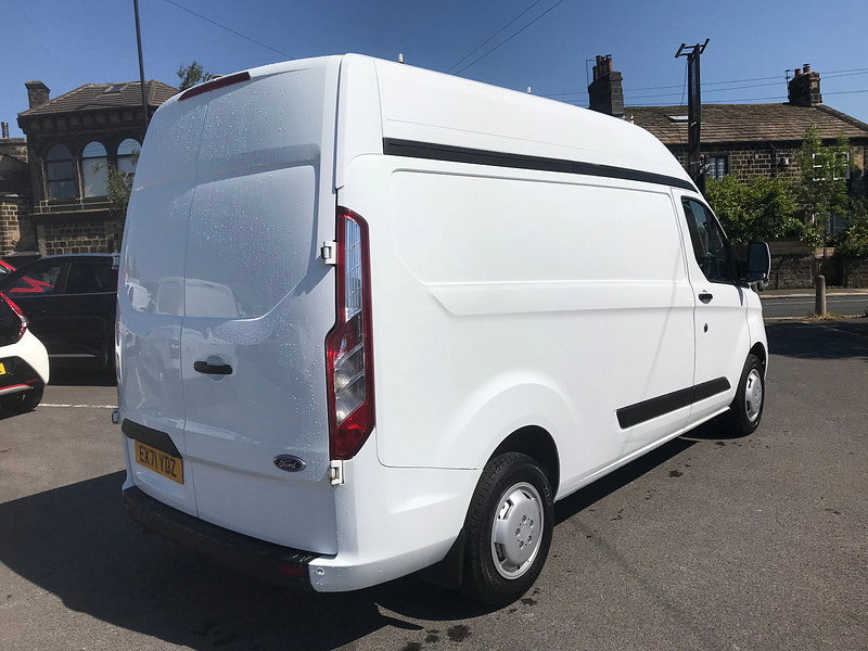 Ford Transit Custom 2.0 300 EcoBlue Trend Panel Van 5dr Diesel Manual L2 H2 Euro 6 (s/s) (105 ps) 5dr Manual 2026