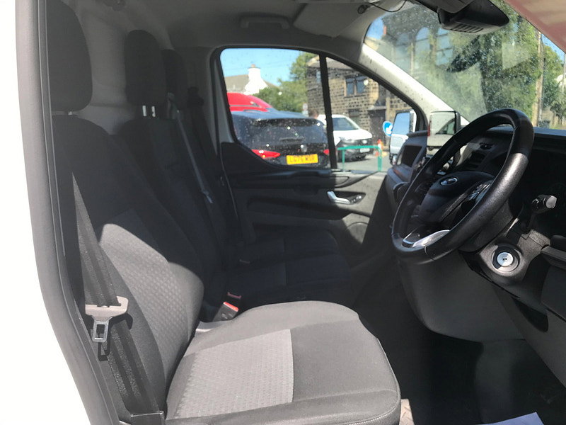 Ford Transit Custom 2.0 300 EcoBlue Trend Panel Van 5dr Diesel Manual L2 H2 Euro 6 (s/s) (105 ps) 5dr Manual 2026