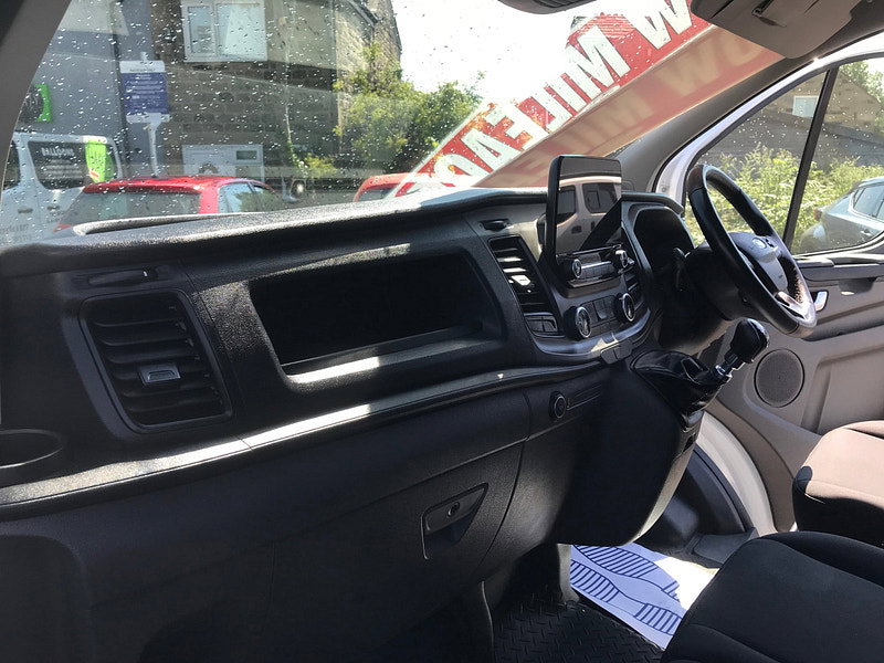 Ford Transit Custom 2.0 300 EcoBlue Trend Panel Van 5dr Diesel Manual L2 H2 Euro 6 (s/s) (105 ps) 5dr Manual 2026