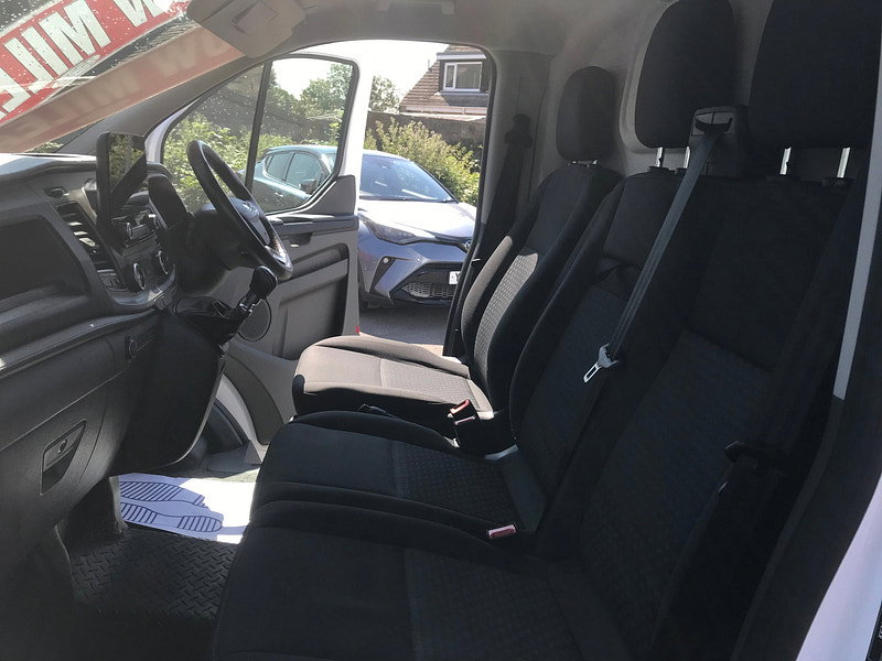 Ford Transit Custom 2.0 300 EcoBlue Trend Panel Van 5dr Diesel Manual L2 H2 Euro 6 (s/s) (105 ps) 5dr Manual 2026