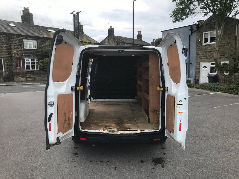 Ford Transit Custom 2.0 300 EcoBlue Leader Panel Van 5dr Diesel Manual L2 H1 Euro 6 (s/s) (105 ps) 5dr Manual 2026