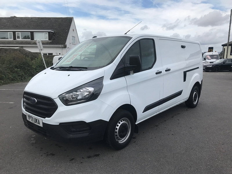 Ford Transit Custom 2.0 300 EcoBlue Leader Panel Van 5dr Diesel Manual L2 H1 Euro 6 (s/s) (105 ps) 5dr Manual 2026