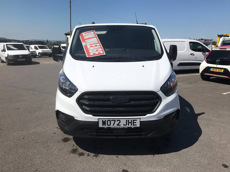 Ford Transit Custom 2.0 300 EcoBlue Leader Panel Van 5dr Diesel Manual L2 H1 Euro 6 (s/s) (130 ps) 5dr Manual 2026
