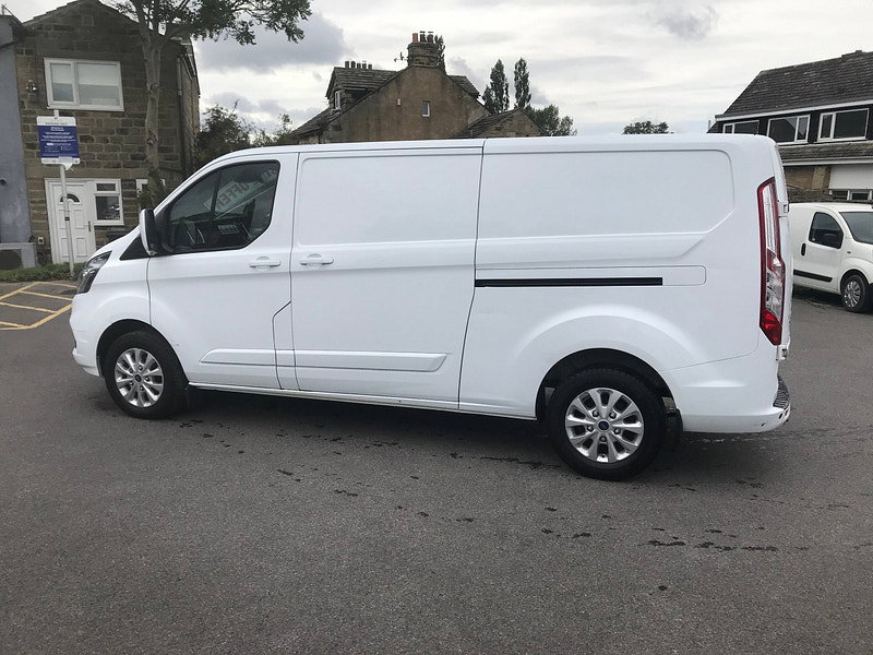 Ford Transit Custom 2.0 300 EcoBlue Limited Panel Van 5dr Diesel Manual L2 H1 Euro 6 (s/s) (130 ps) 5dr Manual 2026