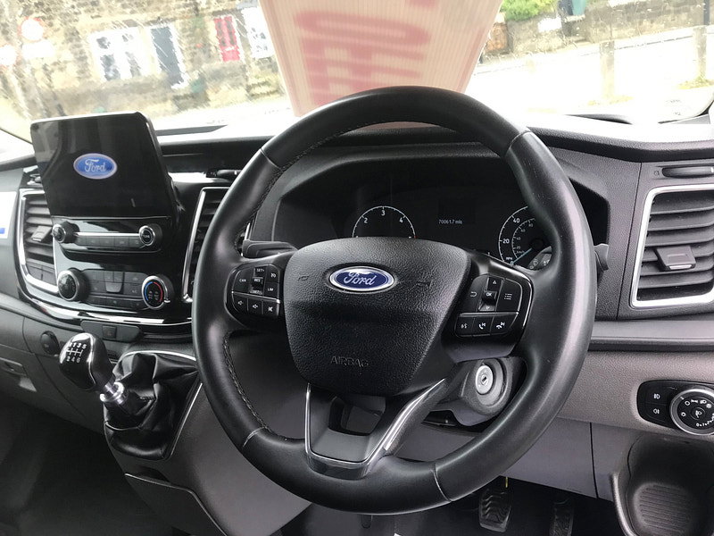 Ford Transit Custom 2.0 300 EcoBlue Limited Panel Van 5dr Diesel Manual L2 H1 Euro 6 (s/s) (130 ps) 5dr Manual 2026