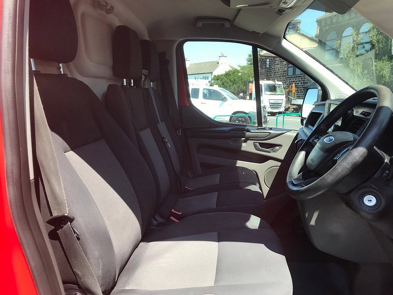 Ford Transit Custom 2.0 340 EcoBlue Leader Panel Van 5dr Diesel Manual L2 H2 Euro 6 (s/s) (130 ps) 5dr Manual 2026