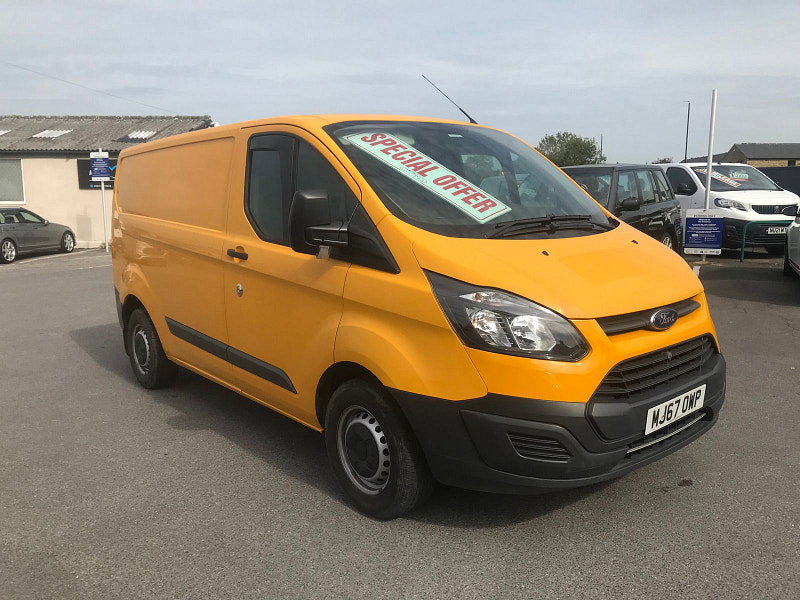 Ford Transit Custom 2.0L 270 Diesel Manual Euro 6 (103 bhp) 5dr Manual 2026