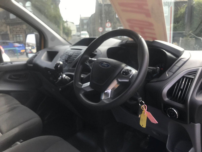 Ford Transit Custom 2.0L 270 Diesel Manual Euro 6 (103 bhp) 5dr Manual 2026