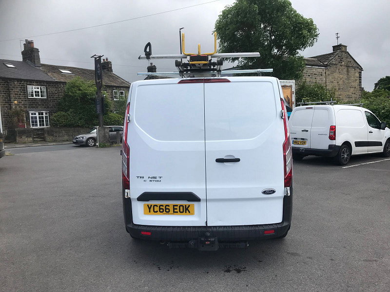 Ford Transit Custom 2.0L 270 LR P/V Diesel Manual Euro 6 (103 bhp) 5dr Manual 2026