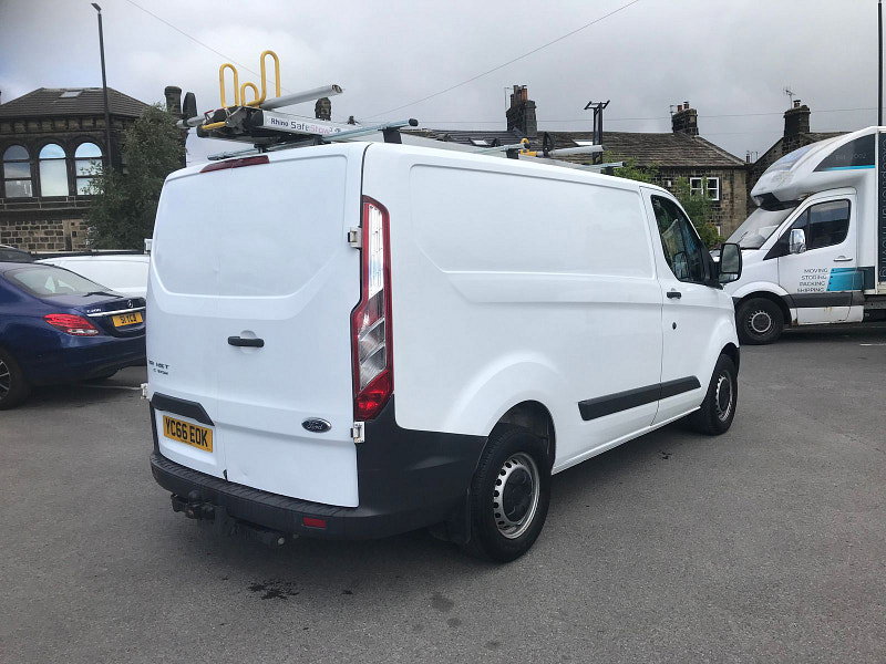 Ford Transit Custom 2.0L 270 LR P/V Diesel Manual Euro 6 (103 bhp) 5dr Manual 2026