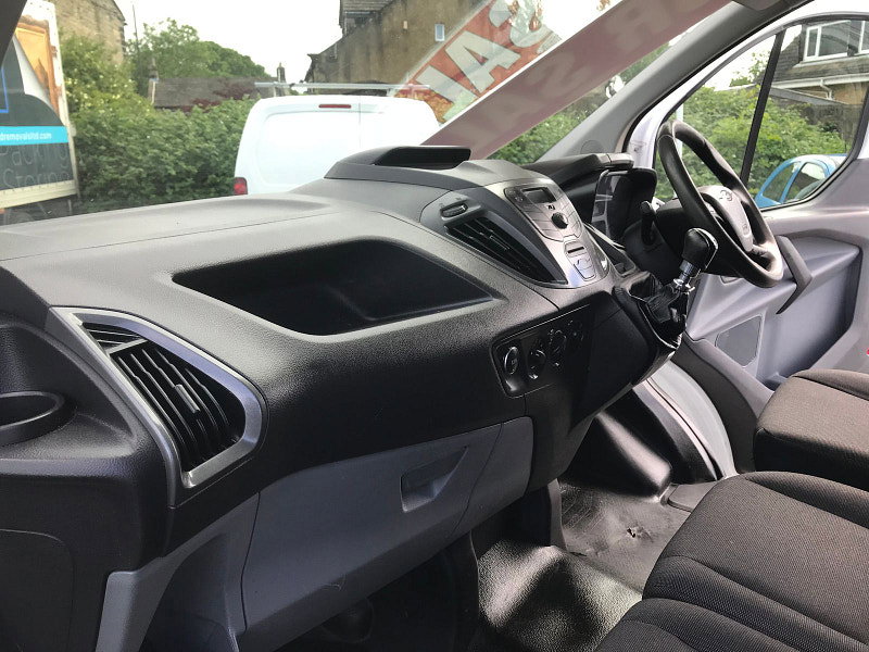 Ford Transit Custom 2.0L 270 LR P/V Diesel Manual Euro 6 (103 bhp) 5dr Manual 2026