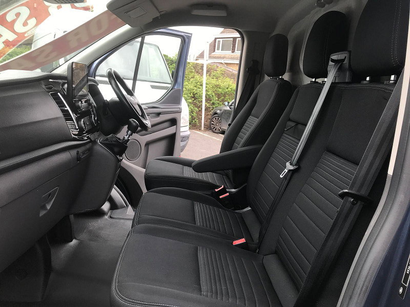 Ford Transit Custom 2.0L 280 Limited EcoBlue Diesel Manual Euro 6 (128 bhp) 5dr Manual 2026