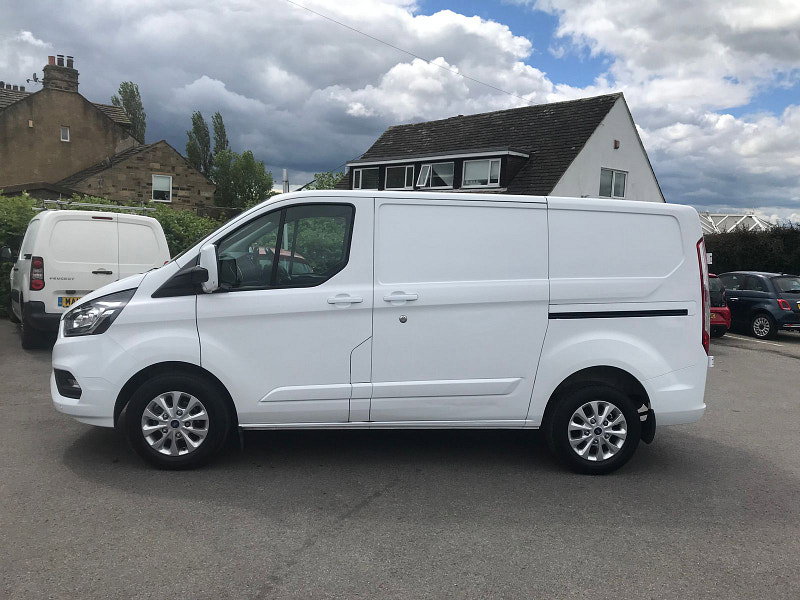 Ford Transit Custom 2.0L 280 LIMITED P/V ECOBLUE Diesel Manual Euro 6 (128 bhp) 5dr Manual 2026