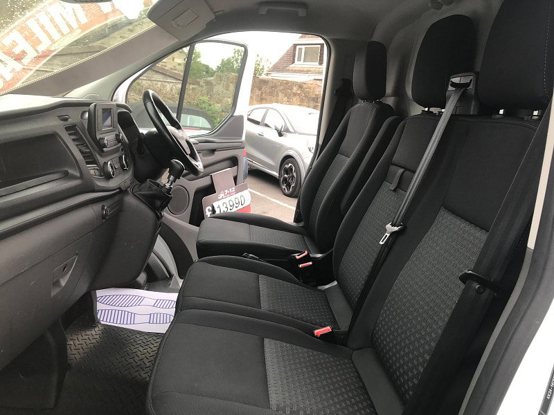 Ford Transit Custom 2.0L 280 Trend EcoBlue Diesel Manual Euro 6 (104 bhp) 5dr Manual 2026