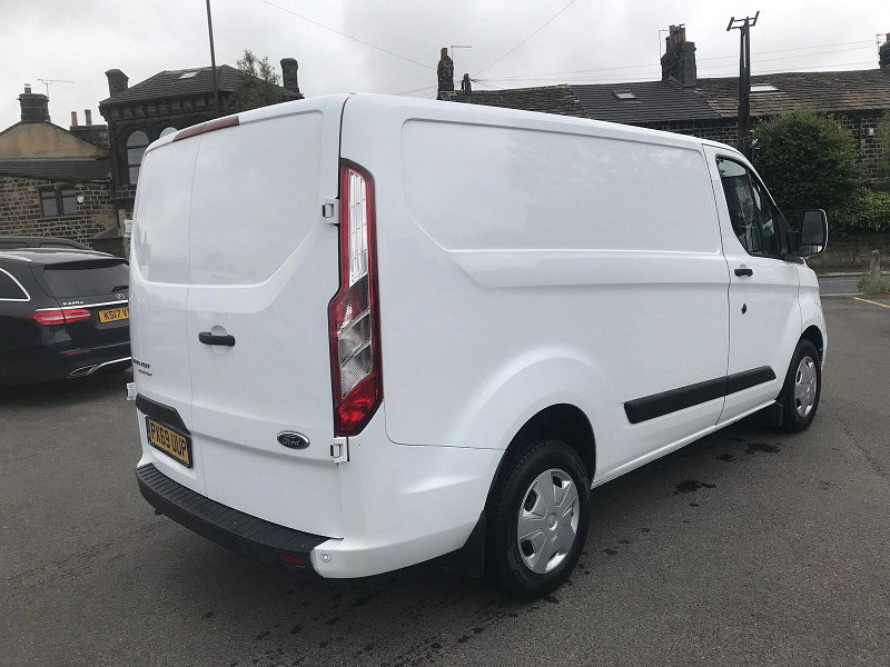 Ford Transit Custom 2.0L 280 Trend EcoBlue Diesel Manual Euro 6 (104 bhp) 5dr Manual 2026