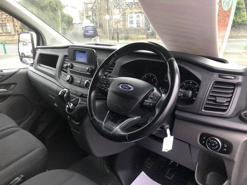 Ford Transit Custom 2.0L 280 Trend EcoBlue Diesel Manual Euro 6 (104 bhp) 5dr Manual 2026