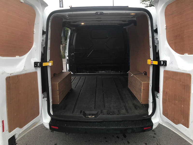 Ford Transit Custom 2.0L 280 Trend EcoBlue Diesel Manual Euro 6 (104 bhp) 5dr Manual 2026