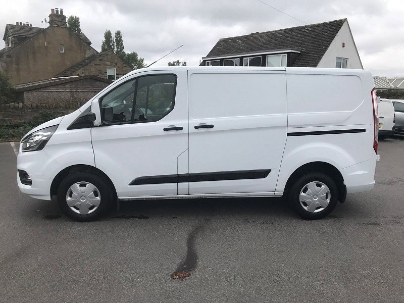 Ford Transit Custom 2.0L 280 Trend EcoBlue Diesel Manual Euro 6 (104 bhp) 5dr Manual 2026