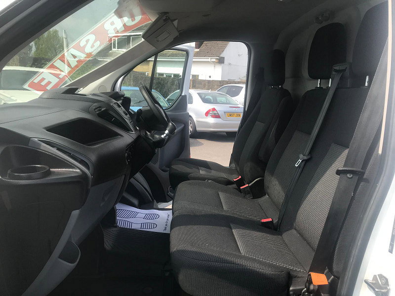 Ford Transit Custom 2.0L 290 LR P/V Diesel Manual Euro 6 (103 bhp) 5dr Manual 2026