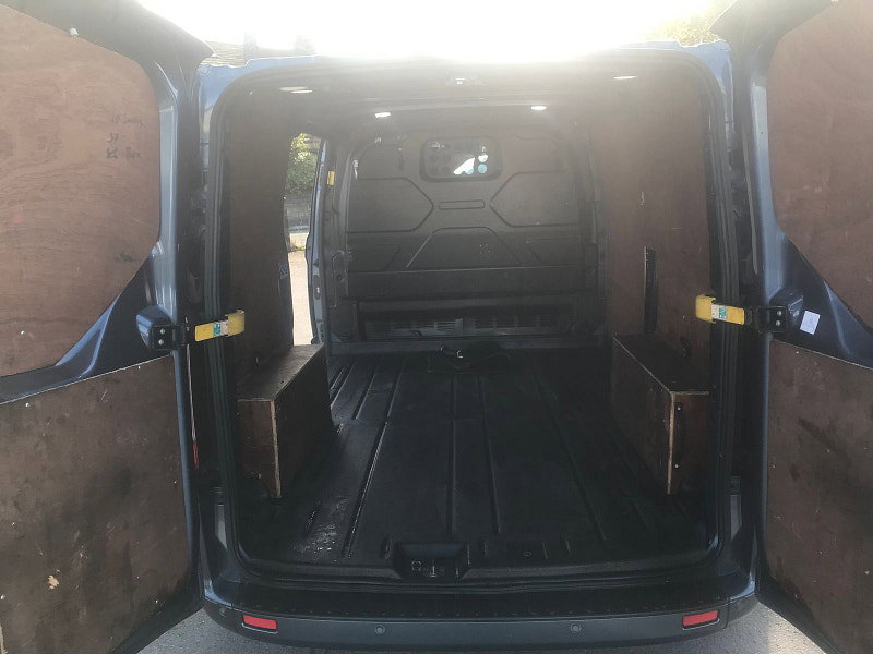 Ford Transit Custom 2.0L 290 Sport EcoBlue Diesel Manual Euro 6 (182 bhp) 5dr Manual 2026