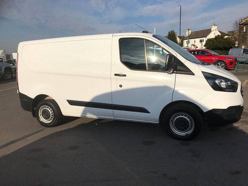 Ford Transit Custom 2.0L 300 LEADER P/V ECOBLUE Diesel Manual Euro 6 (104 bhp) 5dr Manual 2026