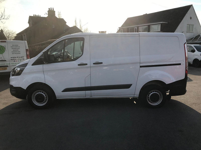Ford Transit Custom 2.0L 300 LEADER P/V ECOBLUE Diesel Manual Euro 6 (104 bhp) 5dr Manual 2026