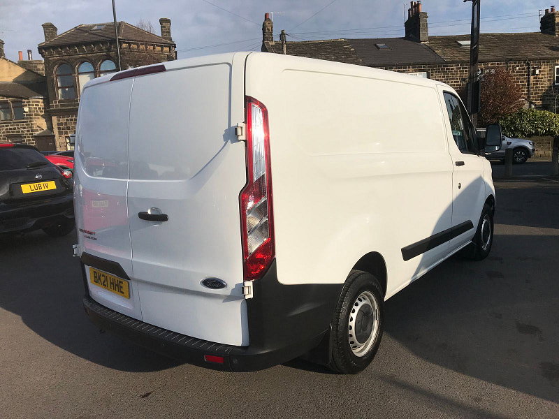 Ford Transit Custom 2.0L 300 LEADER P/V ECOBLUE Diesel Manual Euro 6 (104 bhp) 5dr Manual 2026