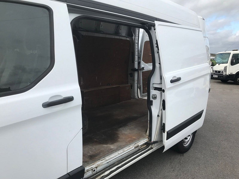Ford Transit Custom 2.0L 300 LEADER P/V ECOBLUE Diesel Manual Euro 6 (128 bhp) 5dr Manual 2026