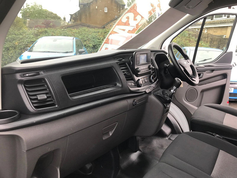 Ford Transit Custom 2.0L 300 LEADER P/V ECOBLUE Diesel Manual Euro 6 (128 bhp) 5dr Manual 2026