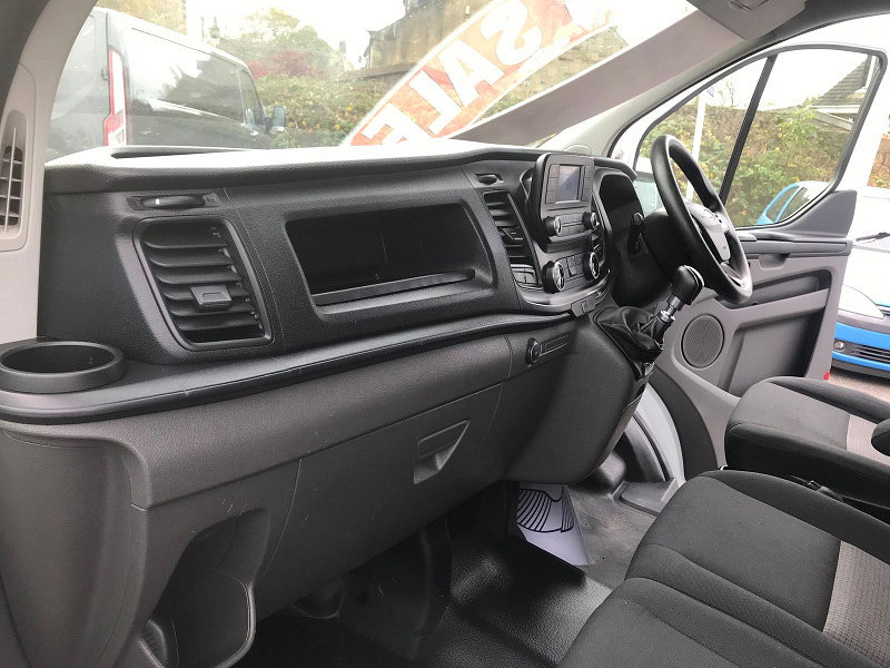Ford Transit Custom 2.0L 300 LEADER P/V ECOBLUE Diesel Manual Euro 6 (128 bhp) 5dr Manual 2026