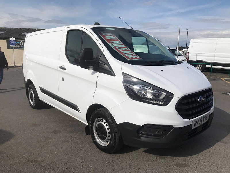 Ford Transit Custom 2.0L 300 LEADER P/V ECOBLUE Diesel Manual Euro 6 (128 bhp) 5dr Manual 2026