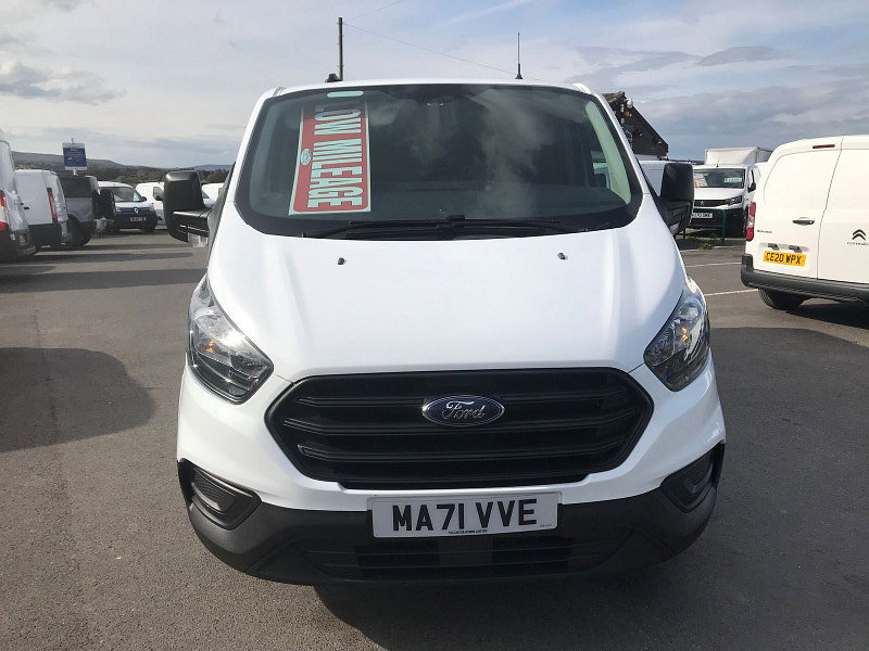 Ford Transit Custom 2.0L 300 LEADER P/V ECOBLUE Diesel Manual Euro 6 (128 bhp) 5dr Manual 2026