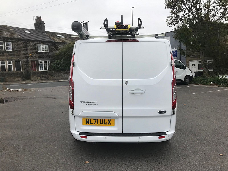 Ford Transit Custom 2.0L 300 Limited EcoBlue 5dr Diesel Manual Euro 6 (128 bhp) 5dr Manual 2026