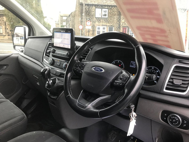 Ford Transit Custom 2.0L 300 Limited EcoBlue 5dr Diesel Manual Euro 6 (128 bhp) 5dr Manual 2026