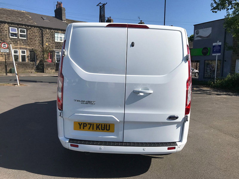 Ford Transit Custom 2.0L 300 Limited EcoBlue Diesel Manual Euro 6 (128 bhp) 5dr Manual 2026