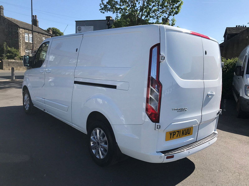 Ford Transit Custom 2.0L 300 Limited EcoBlue Diesel Manual Euro 6 (128 bhp) 5dr Manual 2026
