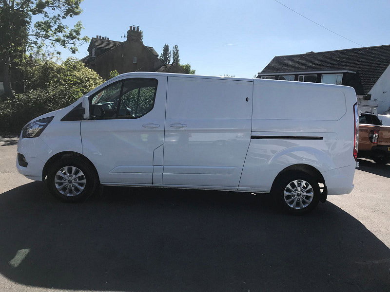 Ford Transit Custom 2.0L 300 Limited EcoBlue Diesel Manual Euro 6 (128 bhp) 5dr Manual 2026