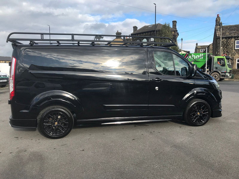 Ford Transit Custom 2.0L 300 LIMITED P/V L2 H1 Diesel Manual Euro 6 (128 bhp) 5dr Manual 2026