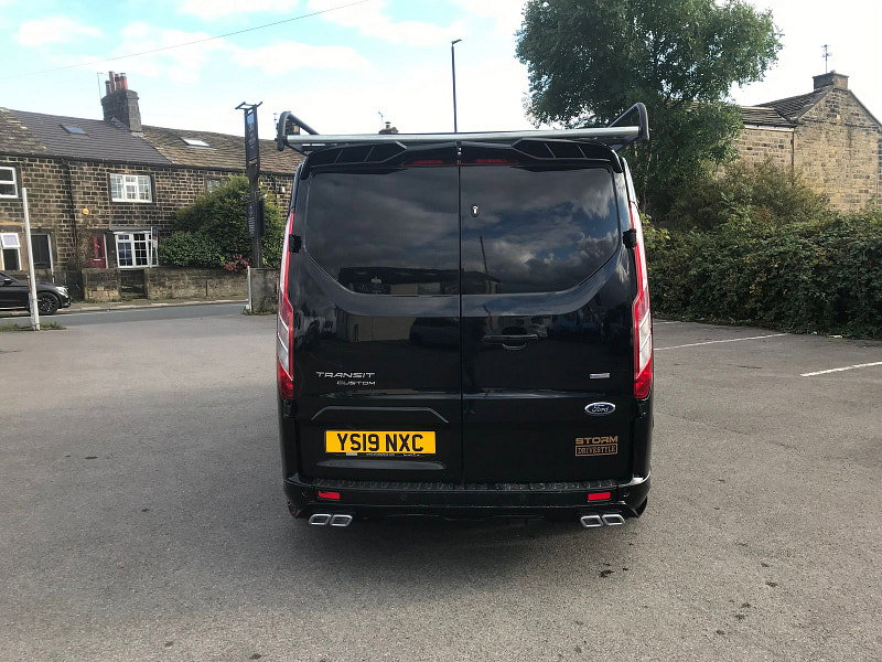 Ford Transit Custom 2.0L 300 LIMITED P/V L2 H1 Diesel Manual Euro 6 (128 bhp) 5dr Manual 2026