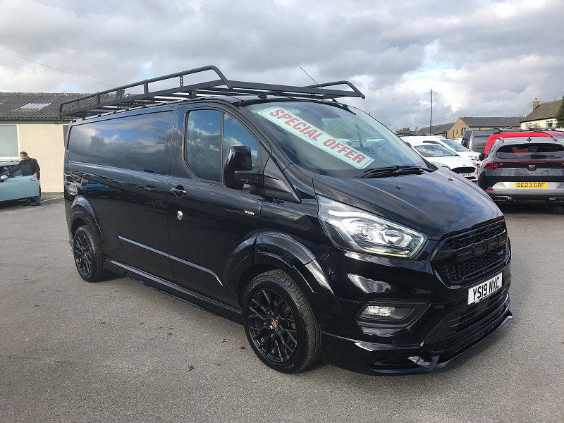 Ford Transit Custom 2.0L 300 LIMITED P/V L2 H1 Diesel Manual Euro 6 (128 bhp) 5dr Manual 2026