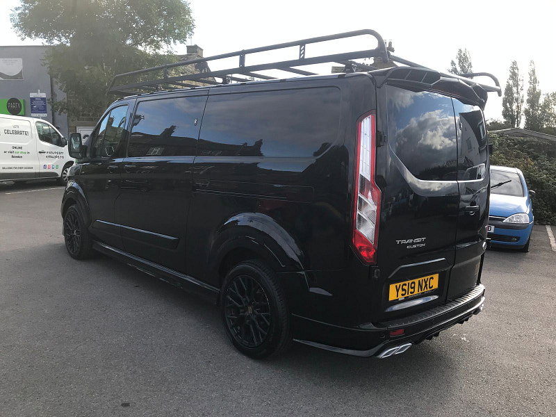 Ford Transit Custom 2.0L 300 LIMITED P/V L2 H1 Diesel Manual Euro 6 (128 bhp) 5dr Manual 2026