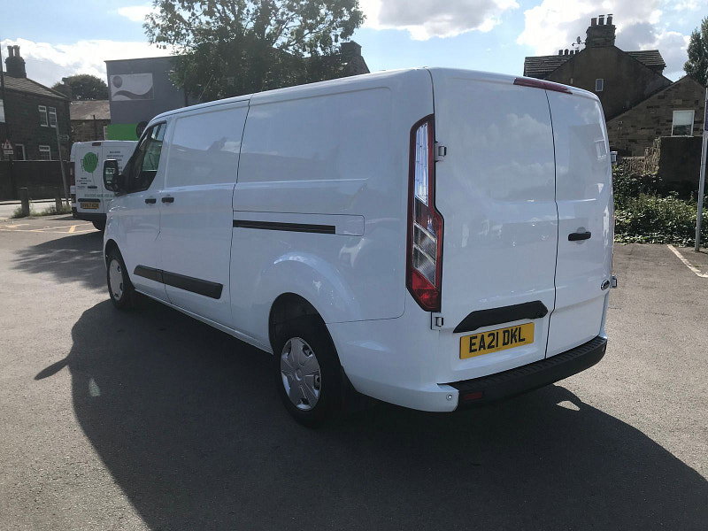 Ford Transit Custom 2.0L 300 Trend EcoBlue 5dr Diesel Manual Euro 6 (104 bhp) 5dr Manual 2026