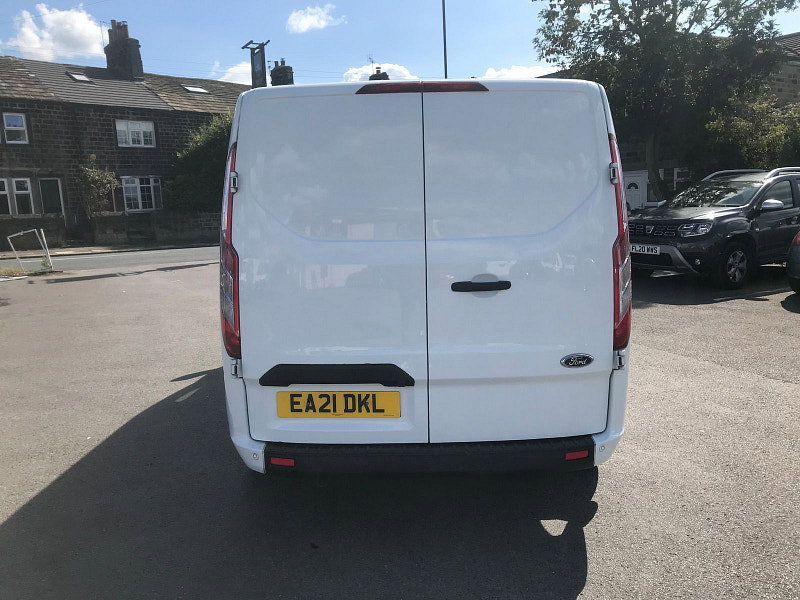 Ford Transit Custom 2.0L 300 Trend EcoBlue 5dr Diesel Manual Euro 6 (104 bhp) 5dr Manual 2026