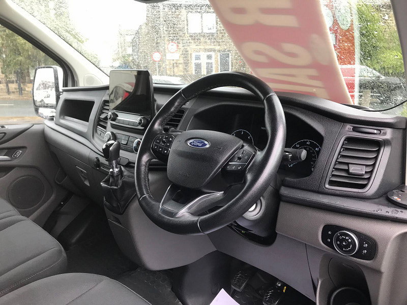 Ford Transit Custom 2.0L 300 Trend EcoBlue 5dr Diesel Manual Euro 6 (104 bhp) 5dr Manual 2026