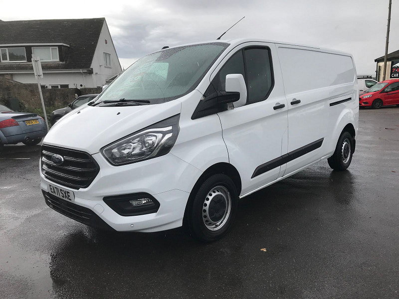 Ford Transit Custom 2.0L 300 Trend EcoBlue 5dr Diesel Manual Euro 6 (104 bhp) 5dr Manual 2026