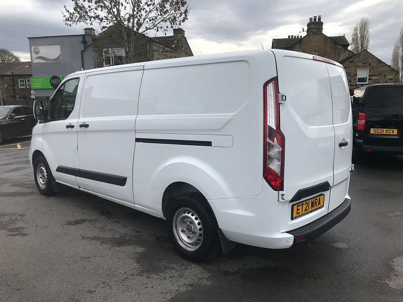 Ford Transit Custom 2.0L 300 Trend EcoBlue 5dr Diesel Manual Euro 6 (104 bhp) 5dr Manual 2026
