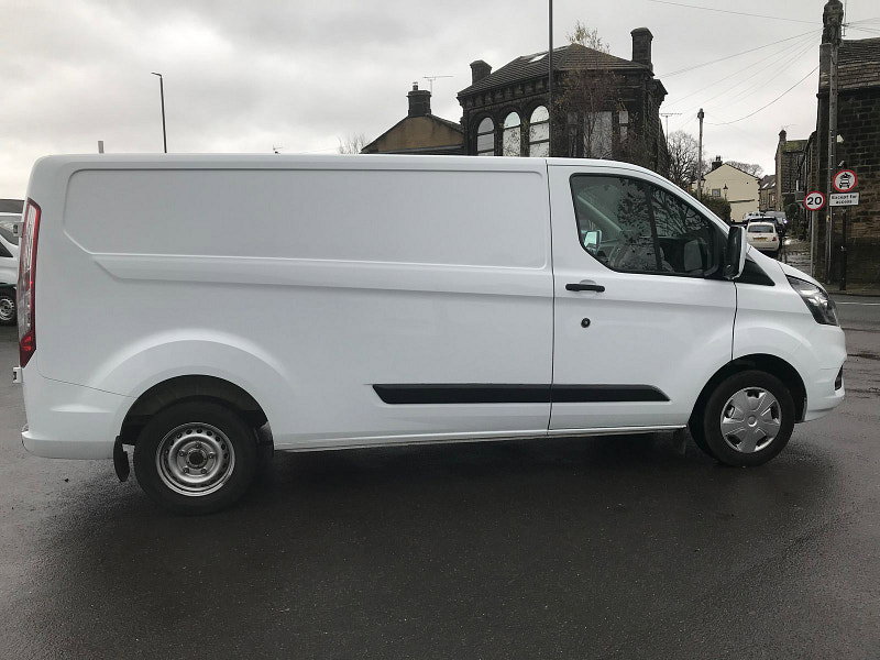Ford Transit Custom 2.0L 300 Trend EcoBlue 5dr Diesel Manual Euro 6 (104 bhp) 5dr Manual 2026