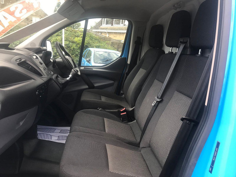 Ford Transit Custom 2.0L 310 LR P/V Diesel Manual Euro 6 (103 bhp) 6dr Manual 2026