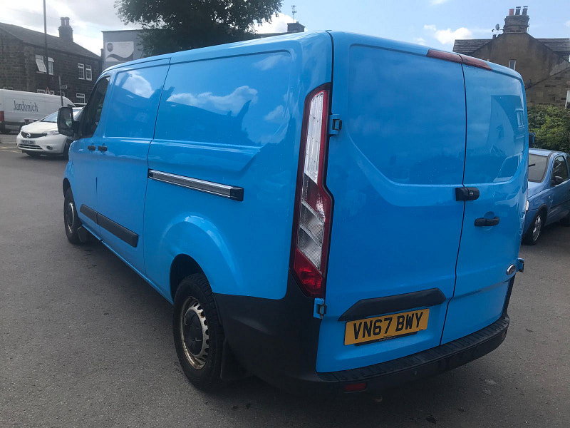Ford Transit Custom 2.0L 310 LR P/V Diesel Manual Euro 6 (103 bhp) 6dr Manual 2026